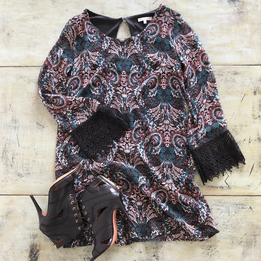 Charlotte Russe Black Print Shift Dress